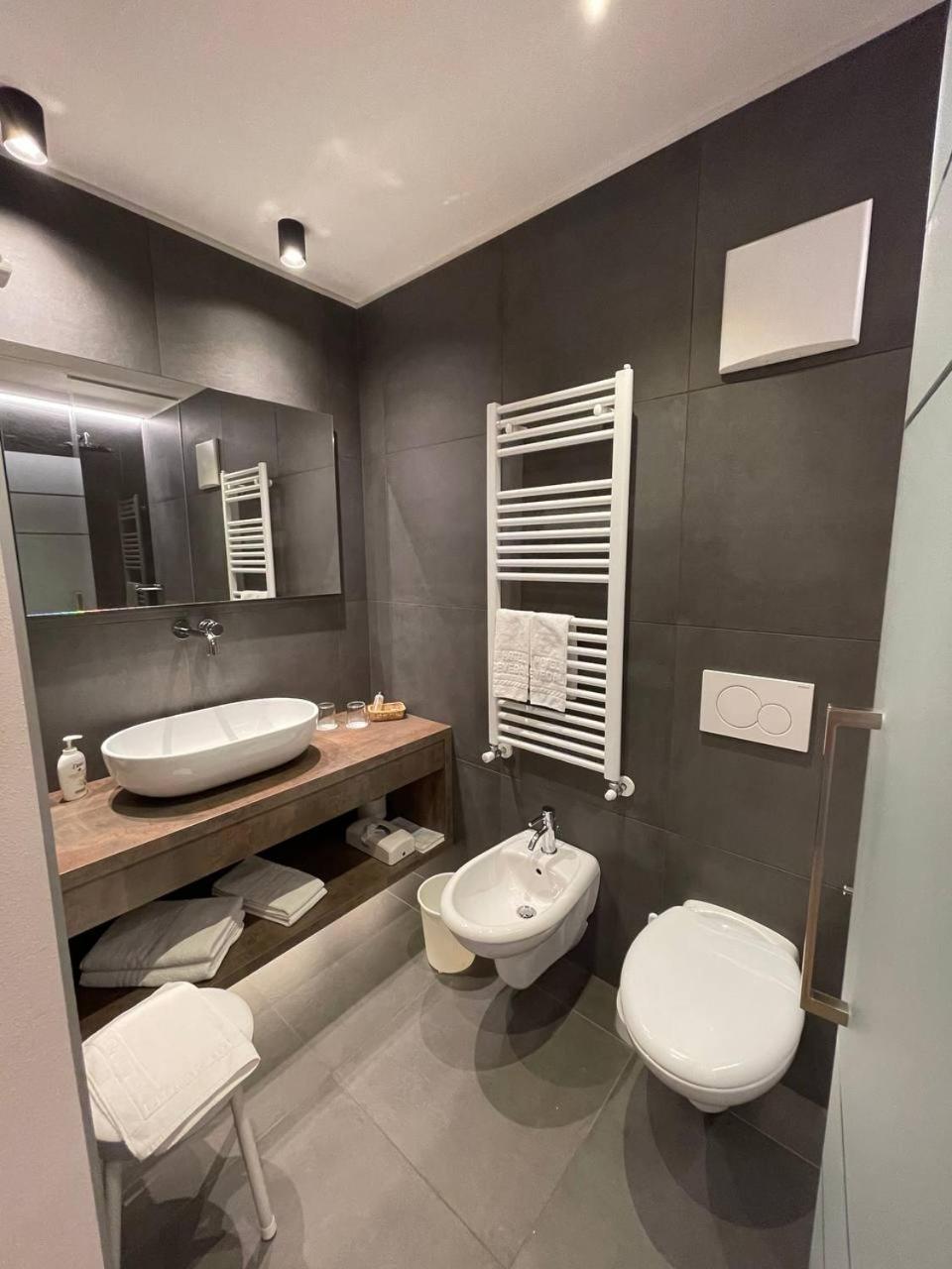 Hotel Cevedale Living Romance Hotel 코골로 외부 사진