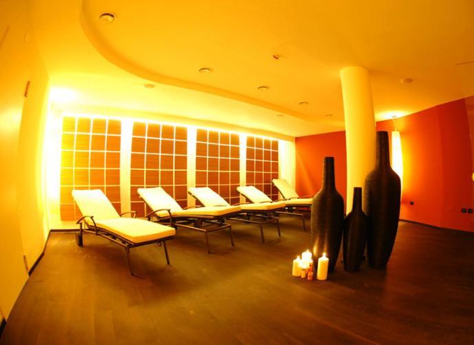 Hotel Cevedale Living Romance Hotel 코골로 외부 사진