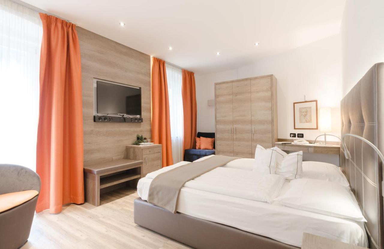 Hotel Cevedale Living Romance Hotel 코골로 외부 사진